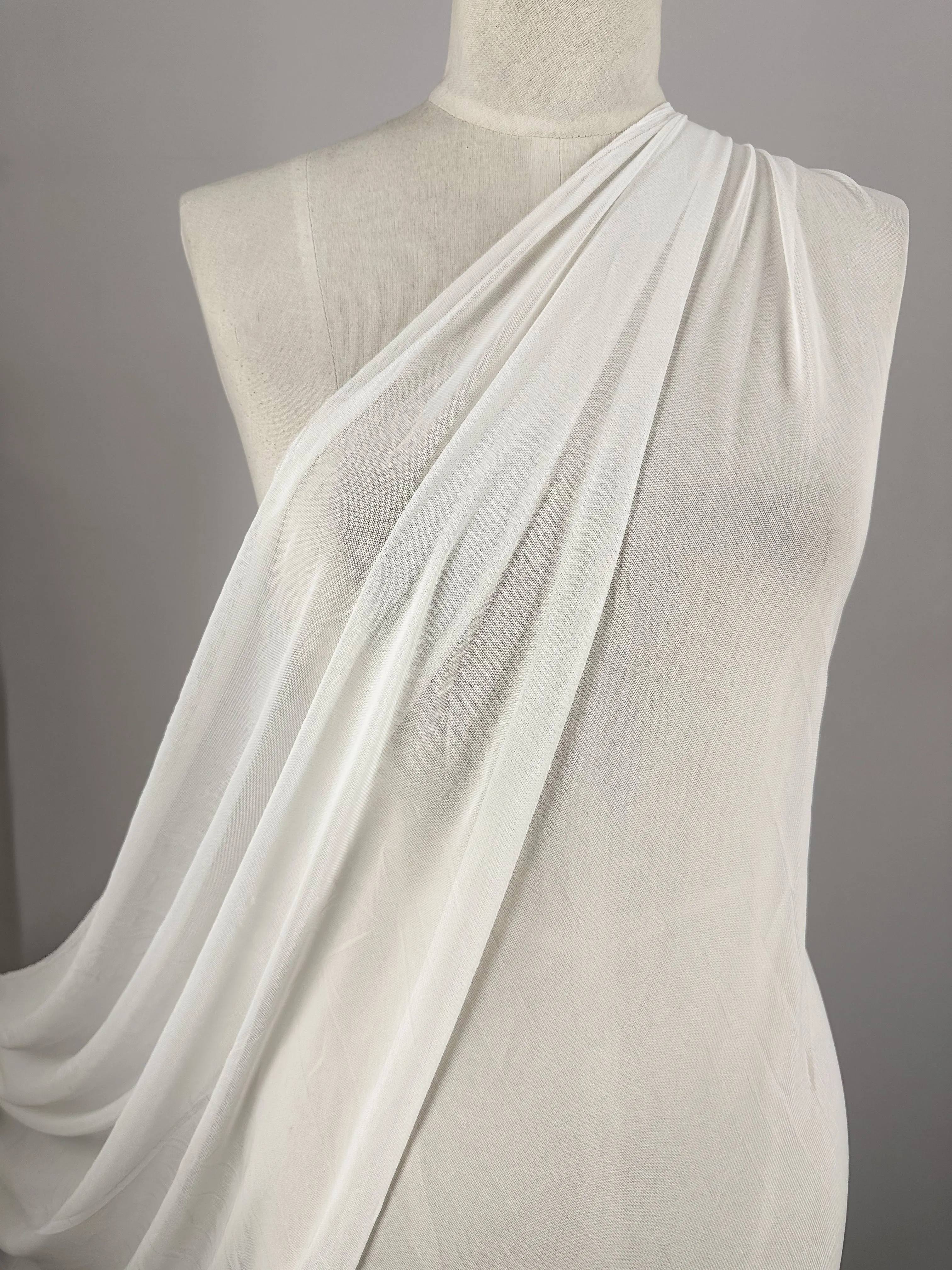 Plain Mesh - Ivory - 145cm